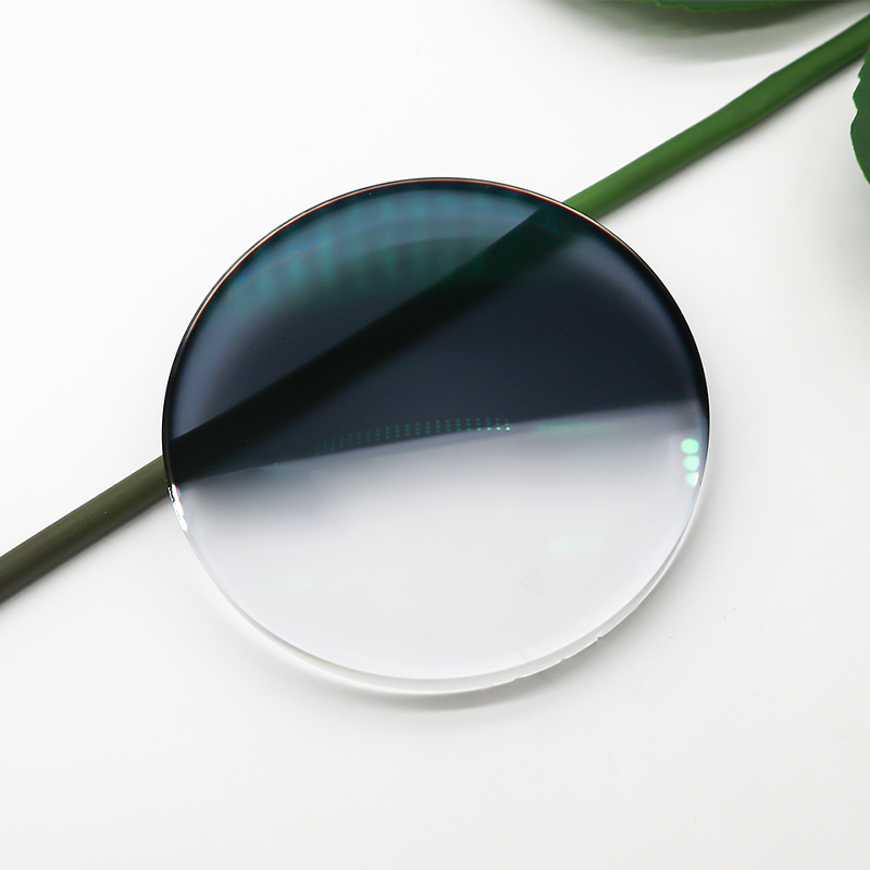 1.56 Lente Fotocromatica SHMC